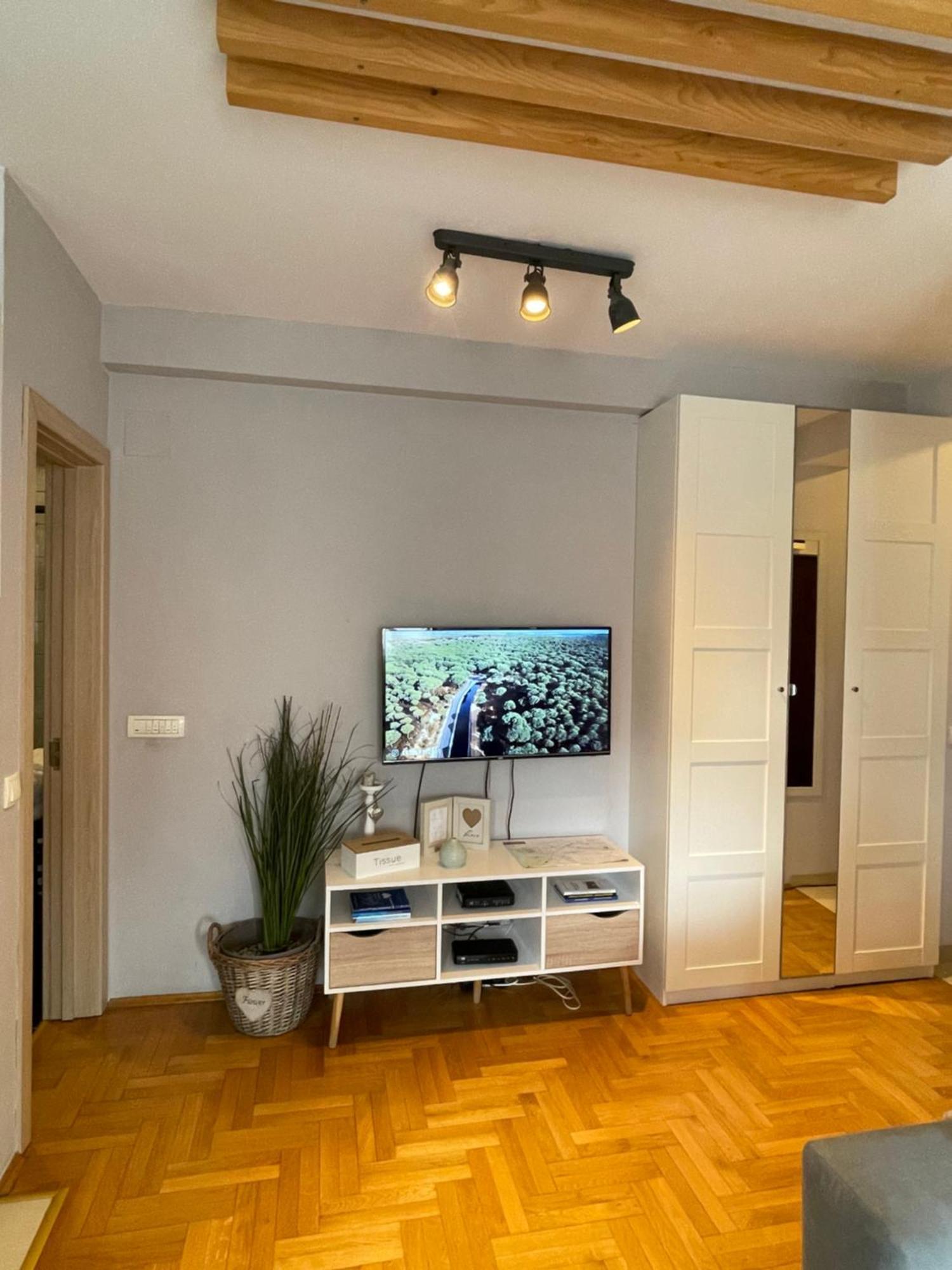 Apartment Cerska Mrb Belgrade Extérieur photo